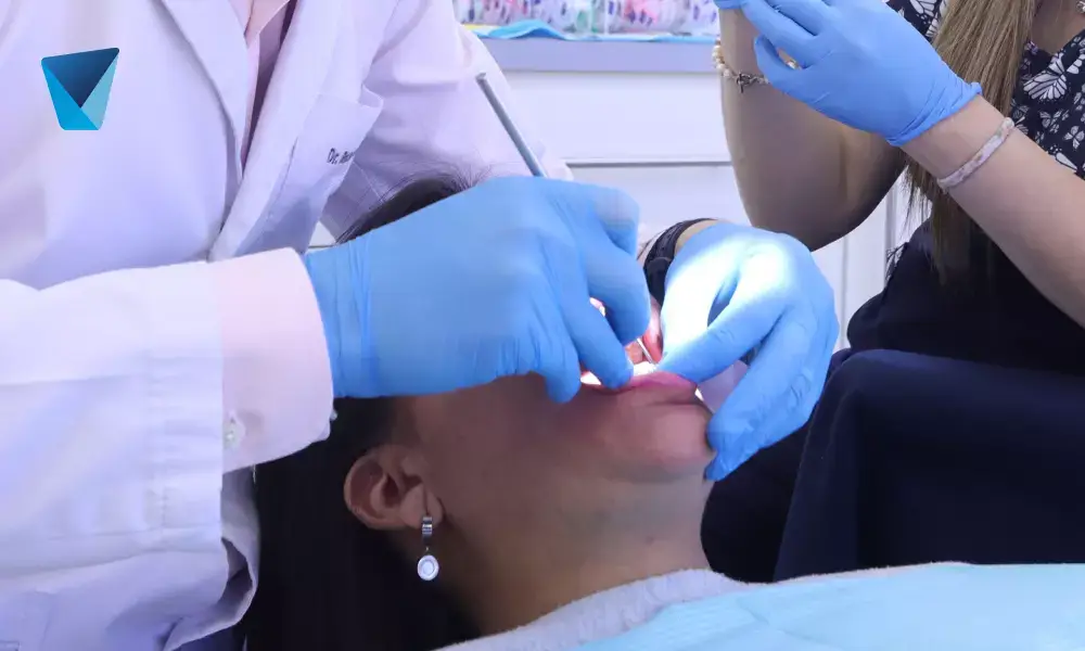 Imagen destacada del artículo: Claves para descubrir y tratar la erosión del esmalte dental
